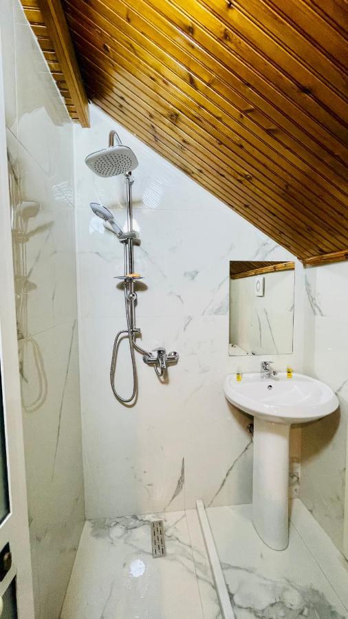 Hotel Drinos 티라나 외부 사진