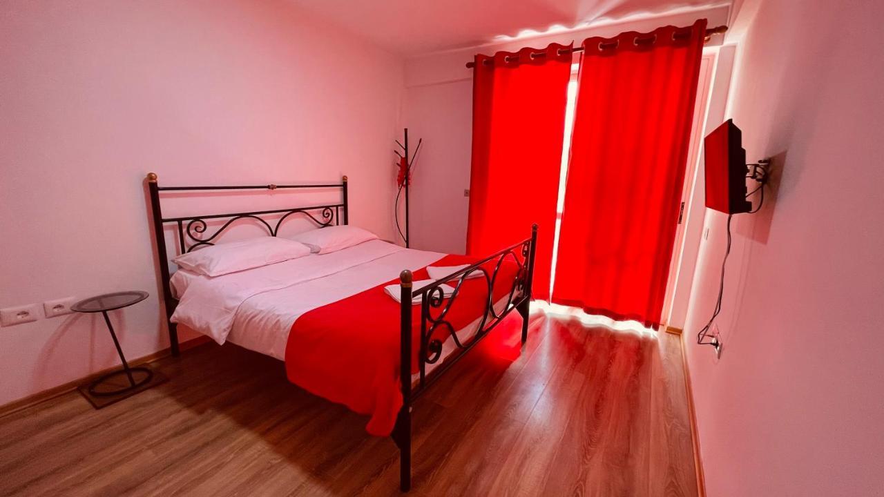 Hotel Drinos 티라나 외부 사진