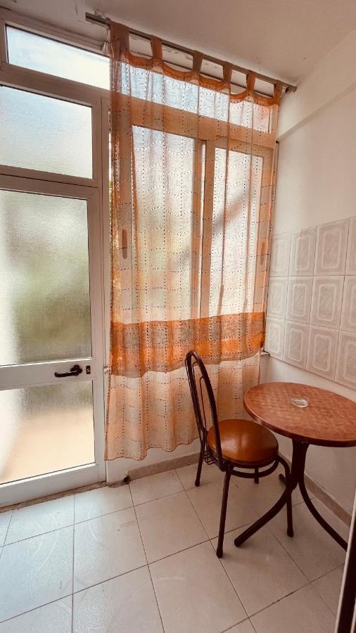 Hotel Drinos 티라나 외부 사진