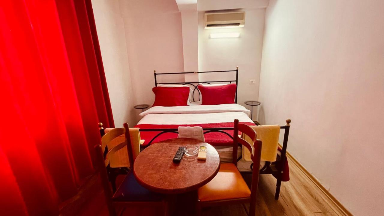 Hotel Drinos 티라나 외부 사진
