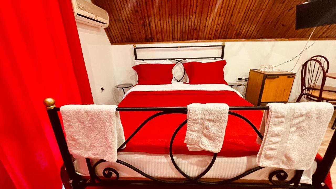 Hotel Drinos 티라나 외부 사진