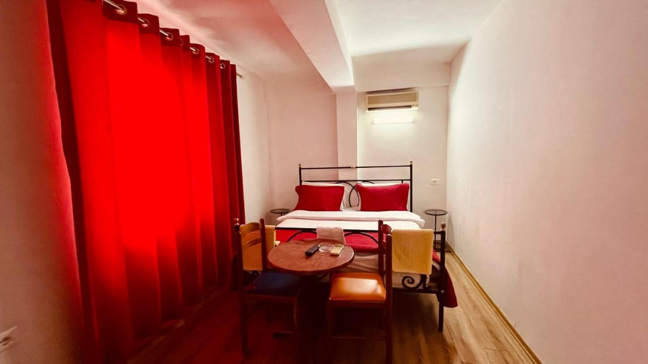 Hotel Drinos 티라나 외부 사진