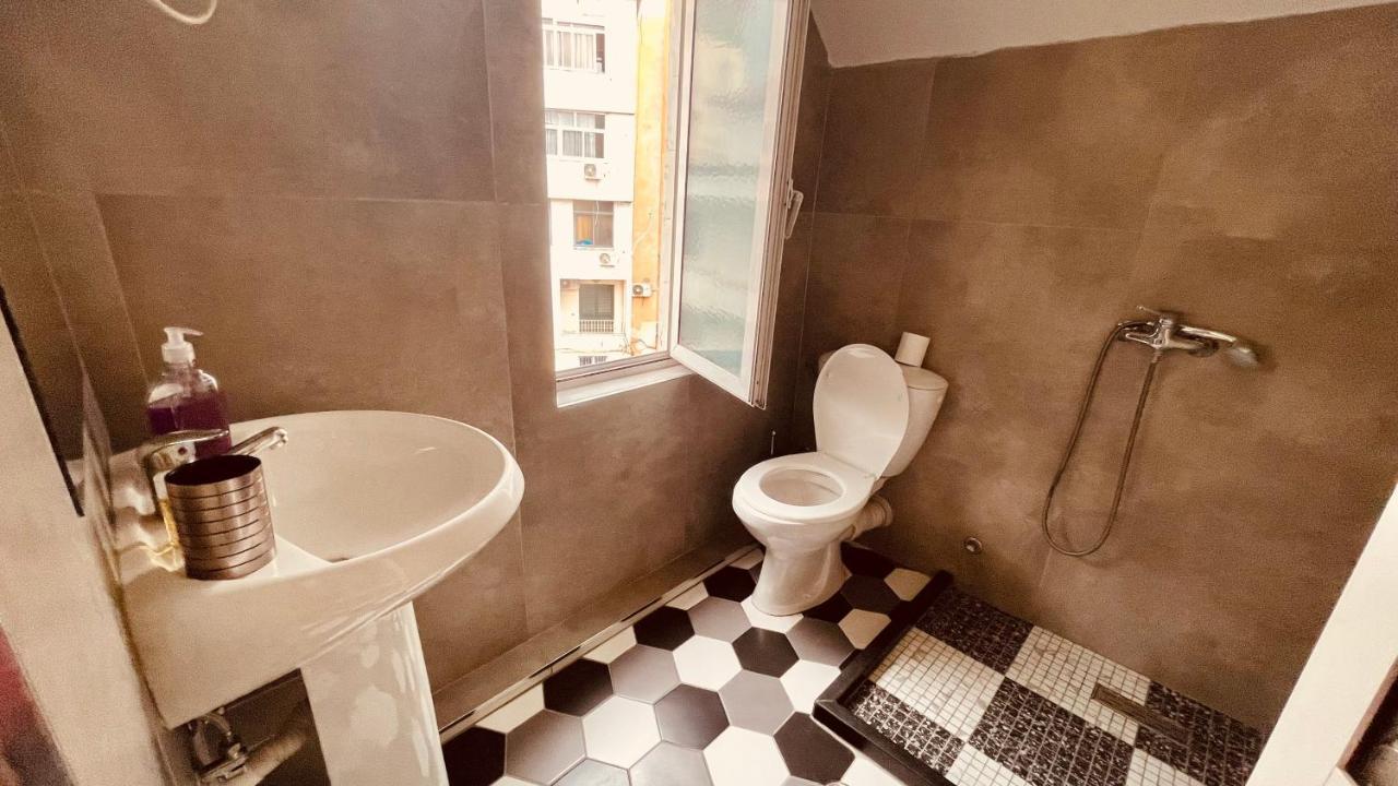 Hotel Drinos 티라나 외부 사진